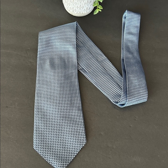 Elegant Escada Blue Men's Tie - Picture 7 of 11